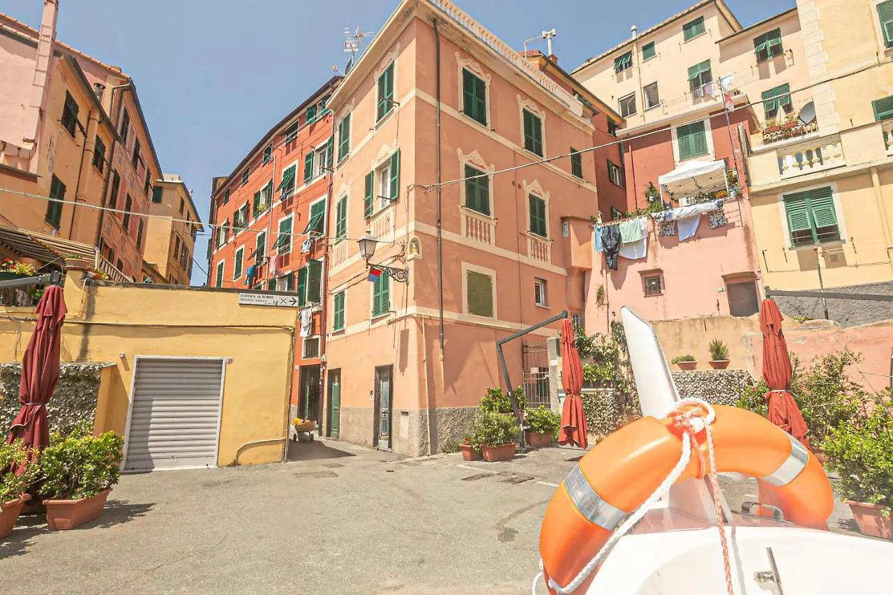 Real Italian Estate - Sea Haven Apartment Genoa 0*,